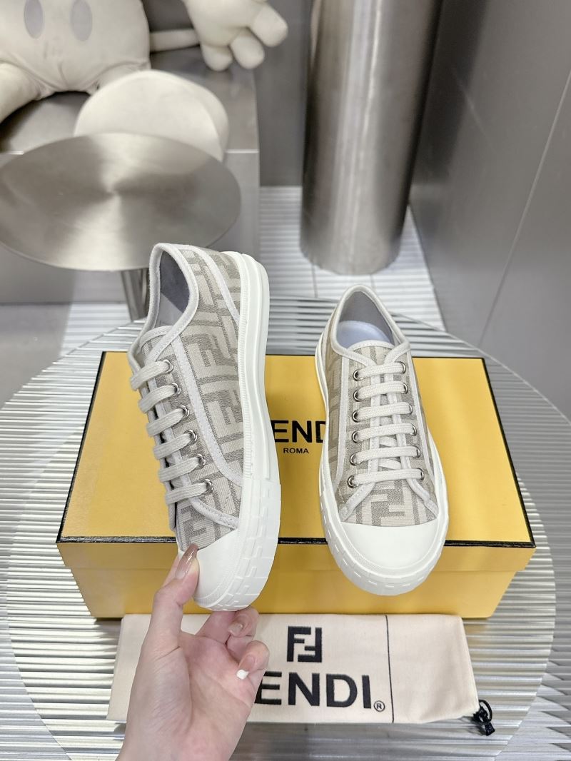 Fendi Low Shoes